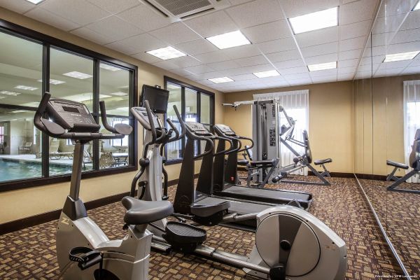 Comfort Inn & Suites adj to Akwesasne Mohawk Casino (Hogansburg)